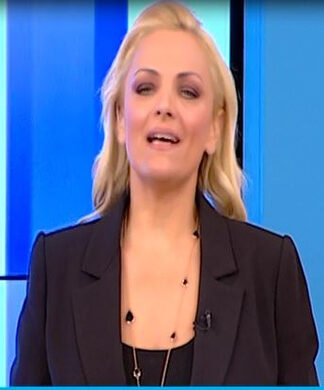 Στα μαύρα η Χριστίνα Λαμπίρη