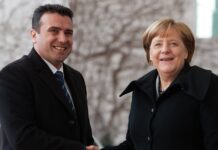 Η Μέρκελ αποκαλεί τα Σκόπια "Μακεδονία" και ζητά λύση στο ονοματολογικό
