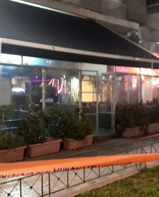 Εν ψυχρώ δολοφονία στη Φωκίωνος Νέγρη: Τον σκότωσαν ενώ καθόταν σε μπαρ
