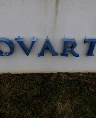 Νovartis: Αυτά είναι τα 21 μέλη της προανακριτικής.