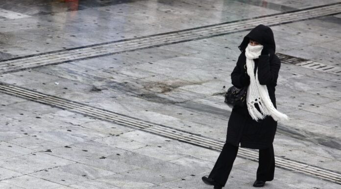 Καιρός: "Μουντό" κλίμα και βροχές σε όλη τη χώρα