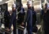 Ρεζίλι στο αεροδρόμιο. Πατέρας έκρυψε δονητή στην τσάντα του γιου του.
