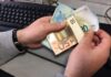 Δώρο Πάσχα: Πότε καταβάλλεται, ποιοι το δικαιούνται