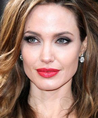 Angelina Jolie: Νέος έρωτας στη ζωή της; Οι ομοιότητες με τον Brad Pitt