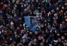 Οργή λαού στην Μαδρίτη για τον θάνατο Σενεγαλέζου μικροπωλητή. Πέθανε από ανακοπή ενώ προσπαθούσε να ξεφύγει από την αστυνομία.