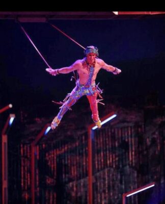 Ακροβάτης του Cirque du Soleil γλιστράει από τη λαβή, πέφτει και χάνει τη ζωή του (BINTEO ΣΟΚ)