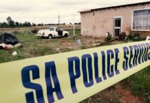 Εφιάλτης. 5χρονος είδε να κακοποιούν σεξουαλικά τη μητέρα του 5 ένοπλοι