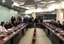 Με… σαμποτάζ ξεκίνησε η συνέντευξη Κοτζιά – Ντιμιρτρόφ στα Σκόπια