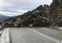Μεγάλη κατολίσθηση στην παλιά εθνική οδό Ιωαννίνων – Μετσόβου – Απίστευτες εικόνες