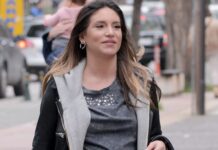Αθηνά Οικονομάκου: Η πρώτη βόλτα μετά το εξιτήριο από το μαιευτήριο
