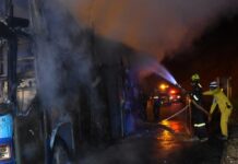 Πήρε φωτιά το λεωφορείο εν κινήσει – Τραγωδία με 20 νεκρούς στην Ταϊλάνδη