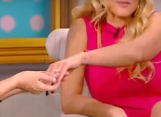Ελληνίδα παρουσιάστρια έδειξε on air το μονόπετρο της – Πότε παντρεύεται;