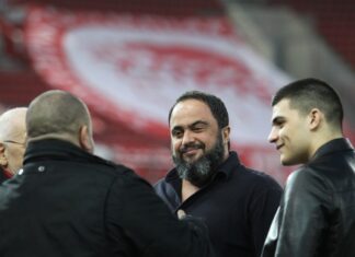 Ολυμπιακός: Οργισμένη "ερυθρόλευκη" τοποθέτηση. "Έκαναν την απονομή και έδωσαν το πρωτάθλημα εκεί που ήθελαν"