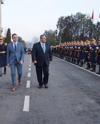 Καμμένος: Όμηροι των Τούρκων οι δύο στρατιωτικοί