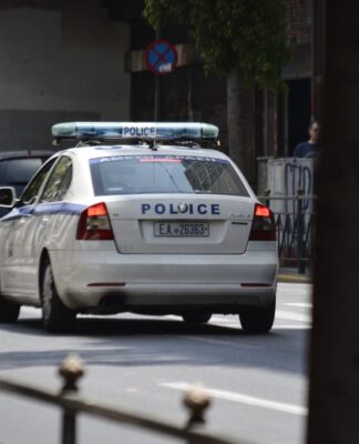 Τρόμος για 40χρονο στη Βάρκιζα. Τον έγδυσαν και τον άφησαν δεμένο