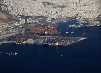 Σοκ στο Κερατσίνι. Πέθανε ο 16 χρονος που έπεσε από τα 60 μέτρα βγάζοντας selfie