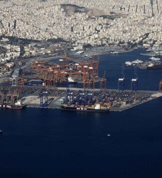 Σοκ στο Κερατσίνι. Πέθανε ο 16 χρονος που έπεσε από τα 60 μέτρα βγάζοντας selfie