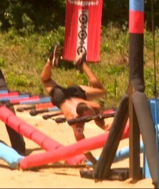 Survivor: Χτύπησε άσχημα ο Σώζων -Του άνοιξε η μύτη, 10 ράμματα στο στόμα