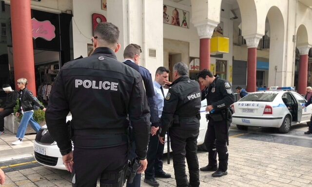 Αιματηρή συμπλοκή στη Θεσσαλονίκη – Ένας τραυματίας και επτά προσαγωγές