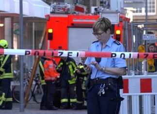 "Ούρλιαζαν και έκλαιγαν". Σοκαριστικές μαρτυρίες για το αυτοκίνητο που παρέσυρε πλήθος στο Μύνστερ