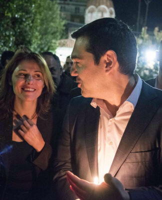 Αλέξης Τσίπρας: Βαρκάδα, ποδηλατάδα και μπάλα στην Τήλο