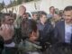 Άσαντ: Καλοδιάθετος, έκανε… ψιλή κουβεντούλα με Ρώσους βουλευτές για τον βομβαρδισμό της Συρίας.