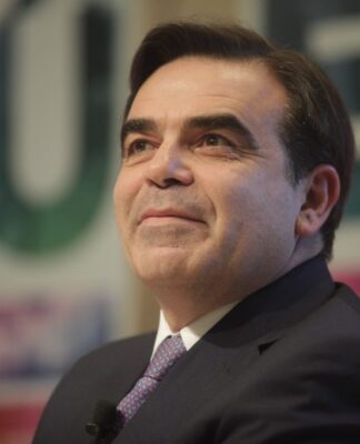 Κομισιόν: Δεν ζητήσαμε να ψηφιστεί η συμφωνία για την ΠΓΔΜ από 180 βουλευτές