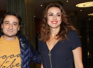 Βασίλης Χαραλαμπόπουλος: «Ζω έναν μεγάλο έρωτα… Νιώθω ευλογημένος που έχω πλάι μου τη Λίνα»
