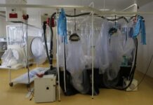 Συναγερμός για τον Έμπολα. Έκτακτη σύνοδος για το νέο ξέσπασμα του θανατηφόρου ιού
