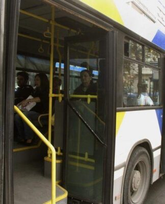 Τραβούν "χειρόφρενο" τα λεωφορεία – Στάση εργασίας και απεργία από τους εργαζόμενους του ΟΑΣΑ