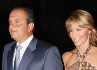 Κουμπάρος ο Κώστας Καραμανλής – Θα παντρέψει τον δήμαρχο της Γλυφάδας