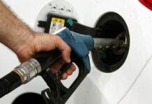 Φωτιά στις τιμές των καυσίμων – Πάνω από τα 2 ευρώ στα νησιά