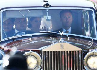 Το κρυφό μήνυμα του γαμήλιου αυτοκινήτου της Μέγκαν Μαρκλ