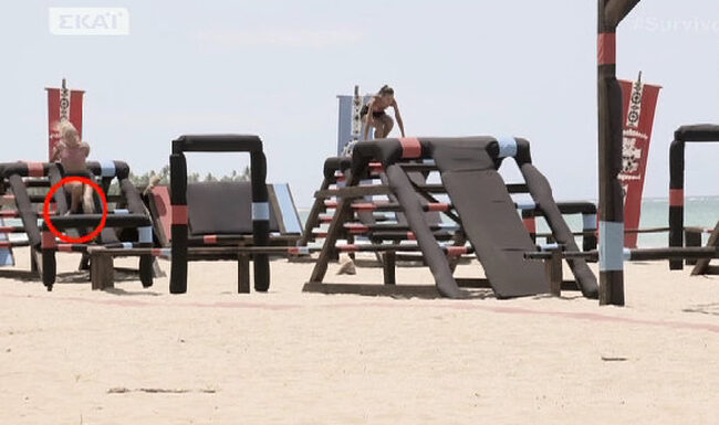Survivor 2: Τραυματίστηκε ξανά η Βιργινία. Ο πόνος και η αγκαλιά των συμπαικτών της