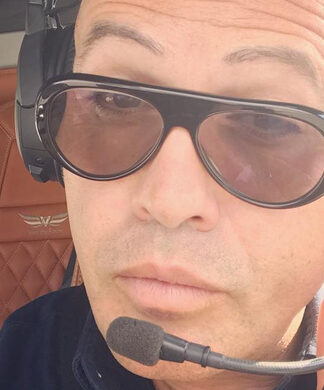 Στην Μύκονο ο Billy Zane
