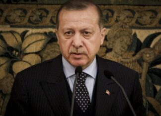 Ερντογάν: Είμαι από τους μεγαλύτερους ηγέτες στον κόσμο