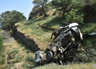 Τήνος: Συγκλονιστικές εικόνες από την τραγωδία με το απορριματοφόρο και τους δύο νεκρούς