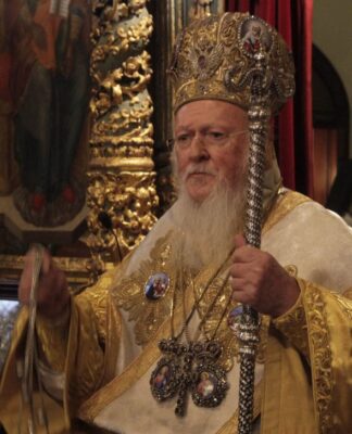 Τους λαχτάρησε ο Πατριάρχης Βαρθολομαίος. Μεταφέρθηκε εκτάκτως στο νοσοκομείο