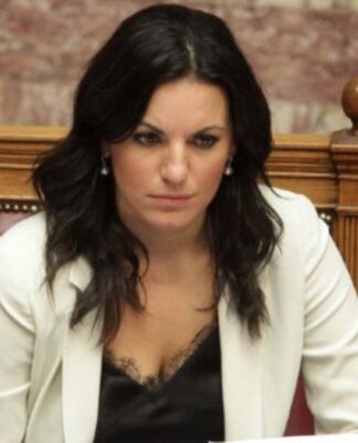 Υπέρ της αναδοχής από ομόφυλα ζευγάρια η Όλγα Κεφαλογιάννη