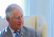 Επίσκεψη Καρόλου στην Ελλάδα: Το αστείο του Αλέξη Τσίπρα στον Πρίγκιπα