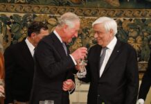 Παυλόπουλος σε Κάρολο: Ευελπιστούμε στην επιστροφή των Γλυπτών του Παρθενώνα – "Μέσα" στο βασιλικό δείπνο του Προεδρικού Μεγάρου