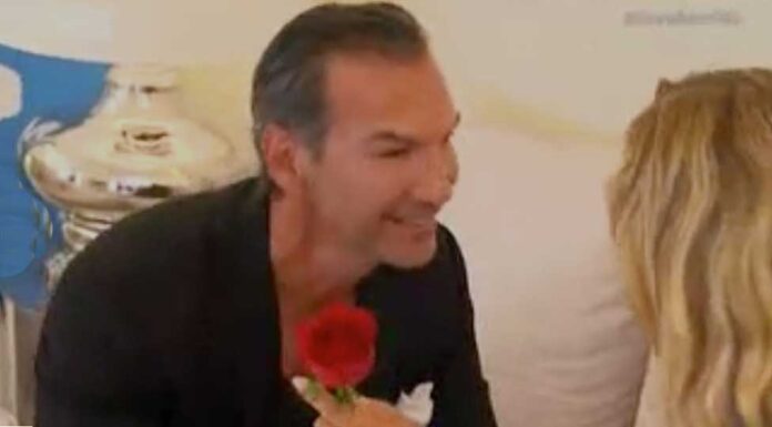 Ο σύντροφος της Ντάρια του Survivor σόκαρε το ελληνικό Twitter
