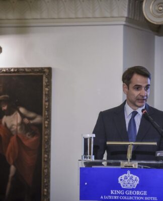 Μητσοτάκης: Έγκλημα. Οι Έλληνες έβαλαν 30 δισ στις τράπεζες και έχουν απομείνει 1,7 δισ