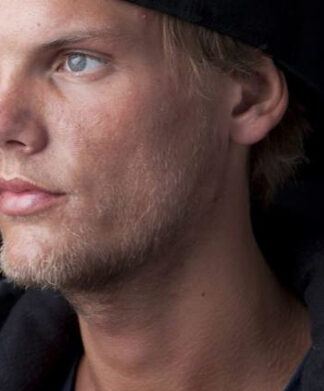 H κηδεία του Avicii, δυο περίπου μήνες μετά το θάνατό του – Η φωτο από την τελετή