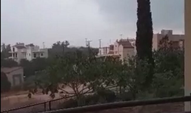 Κρήτη: Άνοιξαν οι ουρανοί σε Ηράκλειο και Λασίθι – Νερό με το τουλούμι λόγω "Μίνωα"