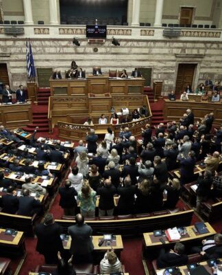 Καταψηφίστηκε η πρόταση μομφής – Εκτός ΑΝΕΛ ο Δημήτρης Καμμένος