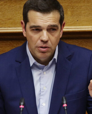 Τσίπρας: «Ζούμε ιστορικές στιγμές. Έξοδος από μνημόνια, λύση στο Σκοπιανό»