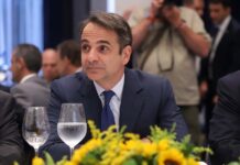 Απάντηση ΣΥΡΙΖΑ σε Μητσοτάκη: Έχει καταντήσει ηχώ του Σαμαρά και του Άδωνη.