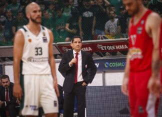 Έξαλλοι στον Ολυμπιακό. "Ντροπή η διαιτησία"