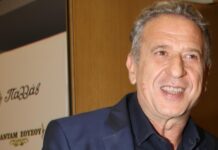 Ο Κώστας Κόκλας αποκαλύπτει τα πάντα για τη νέα τηλεοπτική σειρά στον ΣΚΑΪ όπου θα πρωταγωνιστεί!